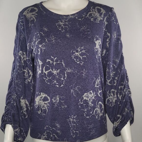Simply Vera Vera Wang Blue and White Ruched-Sleeve Knit Top - Picture 1 of 13